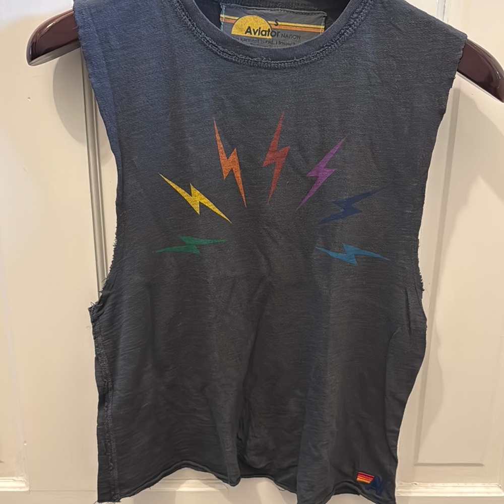 Women's Gray Sleeveless Top